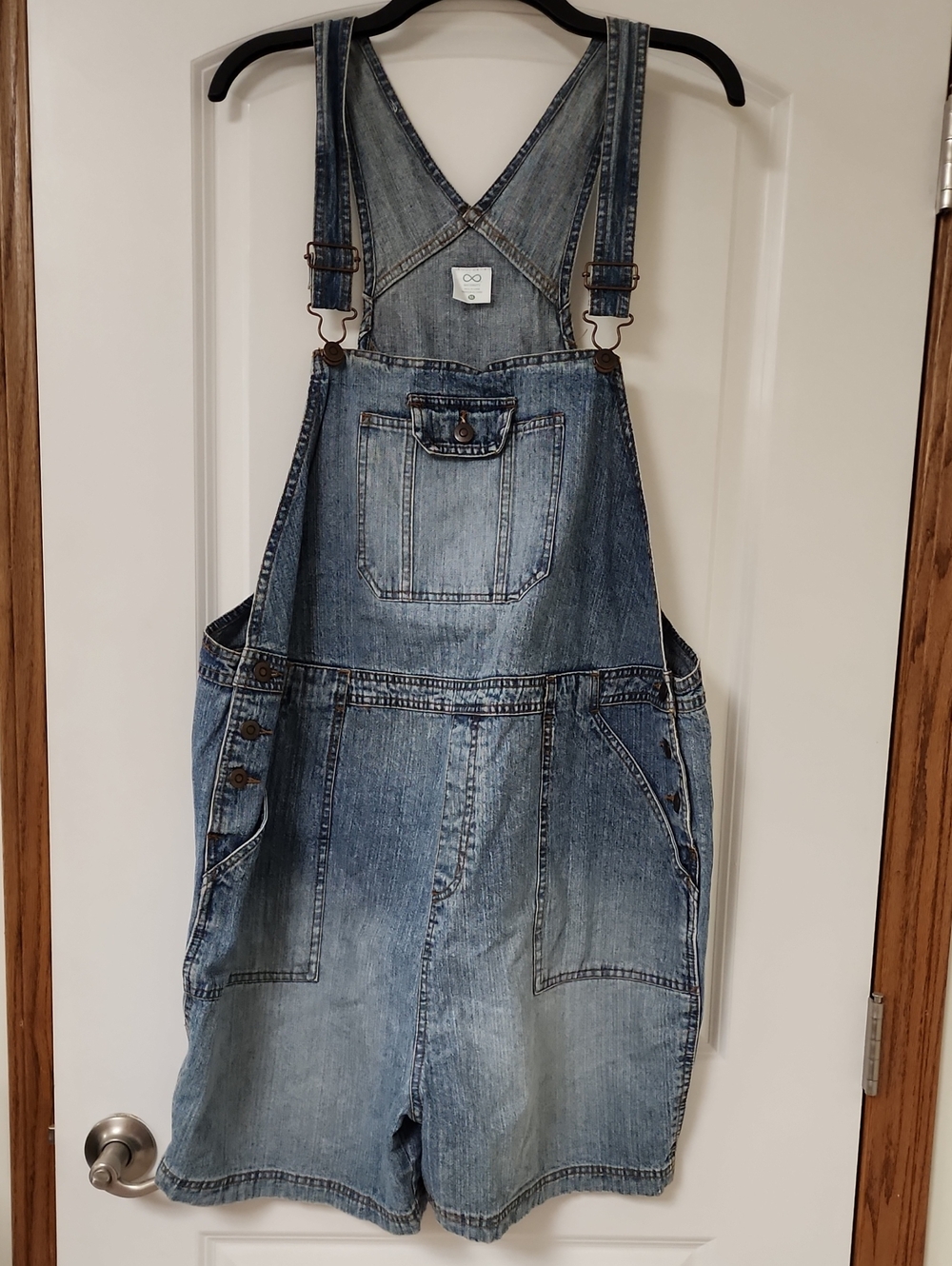 Time and Tru Maternity Denim Short Overalls Medium Wash XL Excellent Condition